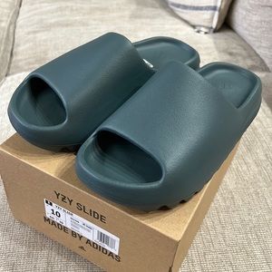 Authentic Yeezy slides